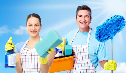Local office cleaning for shared workspaces and business suites in Canary Wharf